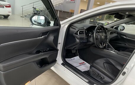 Toyota Camry, 2020 год, 3 347 000 рублей, 12 фотография