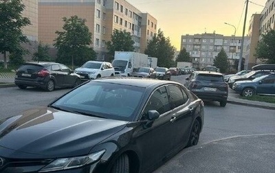 Toyota Camry, 2018 год, 3 370 000 рублей, 1 фотография