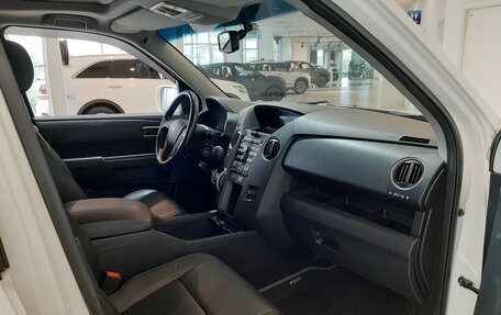 Honda Pilot III рестайлинг, 2013 год, 2 415 000 рублей, 16 фотография