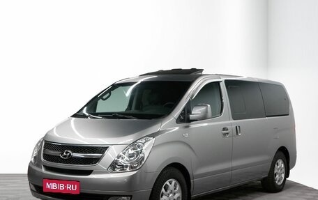 Hyundai Grand Starex Grand Starex I рестайлинг 2, 2011 год, 1 499 000 рублей, 1 фотография