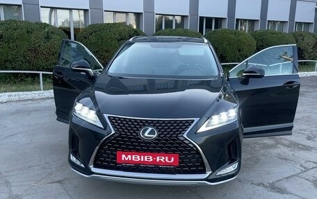 Lexus RX IV рестайлинг, 2020 год, 4 600 000 рублей, 3 фотография