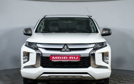 Mitsubishi L200 IV рестайлинг, 2022 год, 3 530 000 рублей, 2 фотография