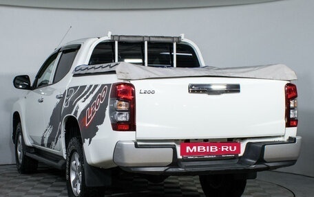 Mitsubishi L200 IV рестайлинг, 2022 год, 3 530 000 рублей, 7 фотография