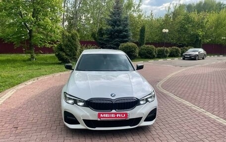 BMW 3 серия, 2019 год, 3 000 000 рублей, 2 фотография