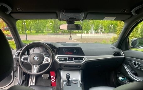 BMW 3 серия, 2019 год, 3 000 000 рублей, 9 фотография