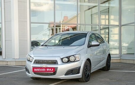 Chevrolet Aveo III, 2013 год, 780 600 рублей, 2 фотография