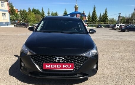 Hyundai Solaris II рестайлинг, 2020 год, 1 500 000 рублей, 3 фотография