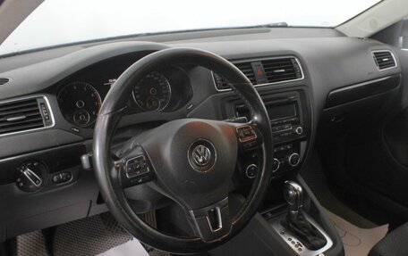 Volkswagen Jetta VI, 2012 год, 940 000 рублей, 13 фотография