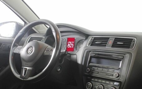 Volkswagen Jetta VI, 2012 год, 940 000 рублей, 9 фотография