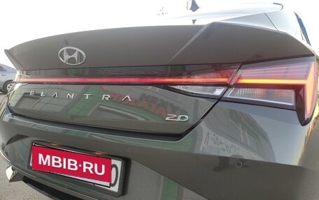 Hyundai Elantra, 2022 год, 2 680 000 рублей, 12 фотография