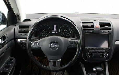 Volkswagen Jetta VI, 2010 год, 659 900 рублей, 10 фотография