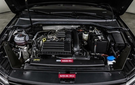 Volkswagen Passat B8 рестайлинг, 2021 год, 3 077 000 рублей, 9 фотография