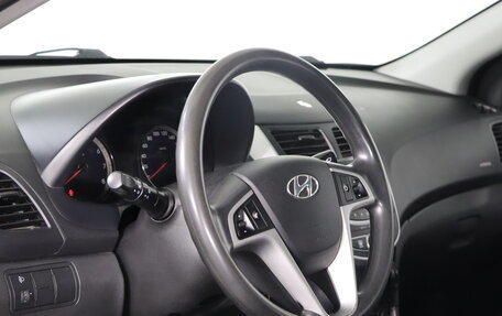 Hyundai Solaris II рестайлинг, 2013 год, 799 990 рублей, 9 фотография