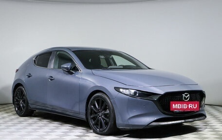 Mazda 3, 2019 год, 2 200 000 рублей, 3 фотография