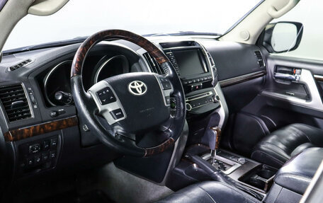 Toyota Land Cruiser 200, 2012 год, 3 000 000 рублей, 14 фотография