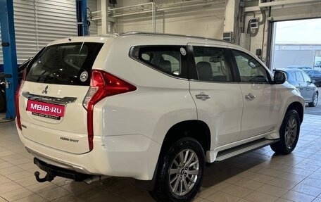 Mitsubishi Pajero Sport III рестайлинг, 2019 год, 3 200 000 рублей, 3 фотография