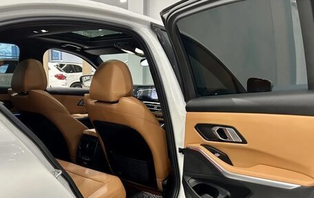 BMW 3 серия, 2023 год, 6 400 000 рублей, 26 фотография