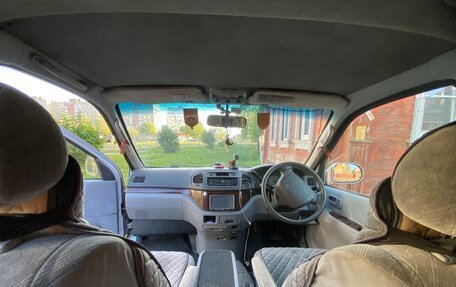 Toyota HiAce H100, 1999 год, 549 000 рублей, 9 фотография