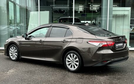 Toyota Camry, 2018 год, 3 095 000 рублей, 2 фотография