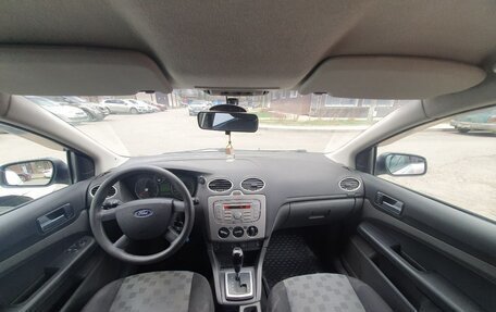 Ford Focus II рестайлинг, 2005 год, 555 000 рублей, 15 фотография