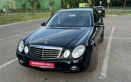 Mercedes-Benz E-Класс, 2008 год, 1 200 000 рублей, 3 фотография