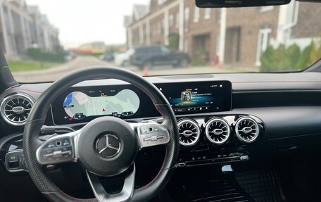 Mercedes-Benz CLA, 2019 год, 3 230 000 рублей, 13 фотография
