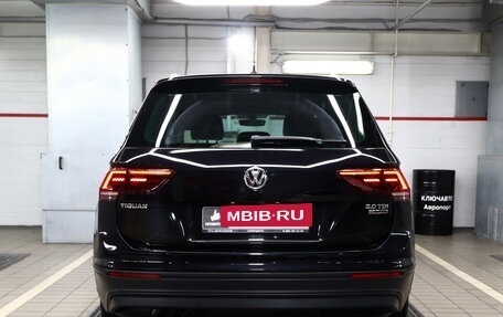 Volkswagen Tiguan II, 2017 год, 2 585 000 рублей, 6 фотография