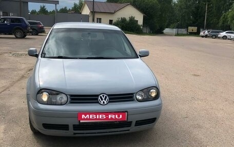 Volkswagen Golf IV, 1998 год, 339 000 рублей, 2 фотография