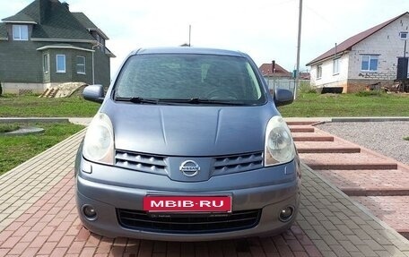 Nissan Note II рестайлинг, 2008 год, 700 000 рублей, 2 фотография