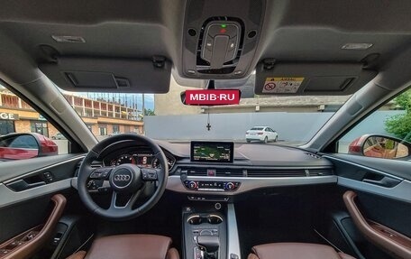 Audi A4, 2017 год, 2 250 000 рублей, 13 фотография