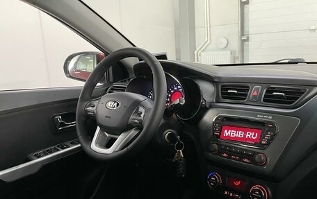 KIA Rio III рестайлинг, 2013 год, 979 000 рублей, 9 фотография