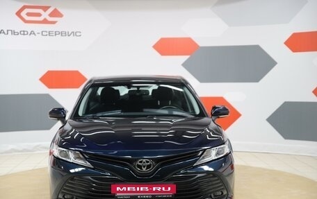 Toyota Camry, 2018 год, 2 590 000 рублей, 2 фотография