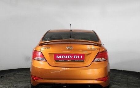 Hyundai Solaris II рестайлинг, 2015 год, 890 000 рублей, 6 фотография