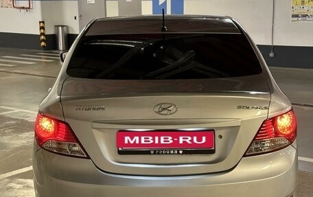 Hyundai Solaris II рестайлинг, 2011 год, 799 999 рублей, 4 фотография
