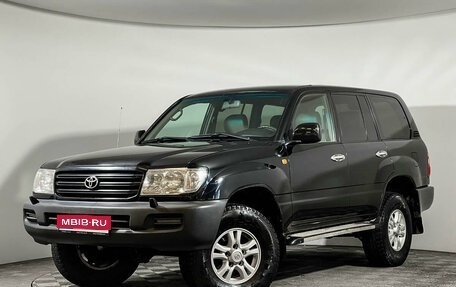 Toyota Land Cruiser 100 рестайлинг 2, 2004 год, 2 212 000 рублей, 1 фотография