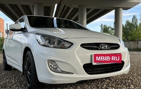 Hyundai Solaris II рестайлинг, 2012 год, 1 200 000 рублей, 2 фотография