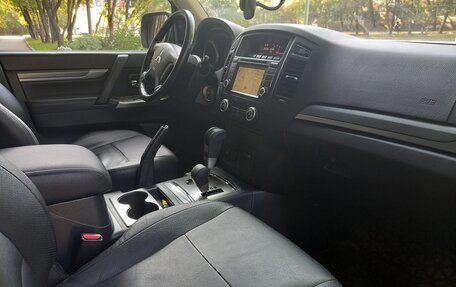 Mitsubishi Pajero IV, 2013 год, 3 000 000 рублей, 11 фотография