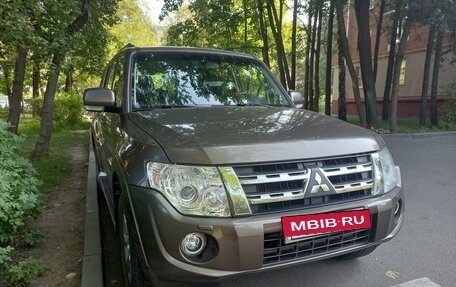 Mitsubishi Pajero IV, 2013 год, 3 000 000 рублей, 4 фотография