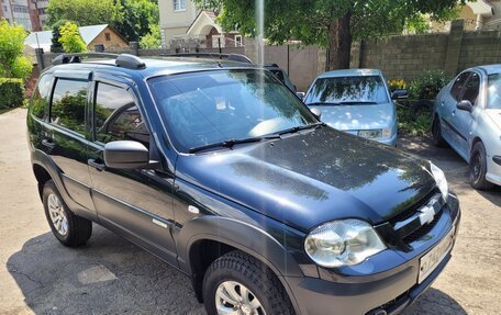 Chevrolet Niva I рестайлинг, 2012 год, 658 000 рублей, 4 фотография