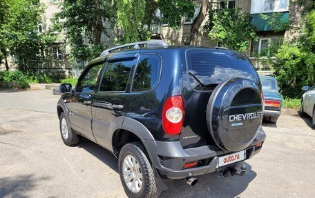 Chevrolet Niva I рестайлинг, 2012 год, 658 000 рублей, 7 фотография