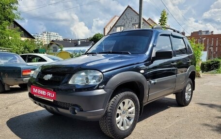 Chevrolet Niva I рестайлинг, 2012 год, 658 000 рублей, 2 фотография