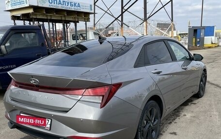 Hyundai Elantra, 2022 год, 2 630 000 рублей, 4 фотография