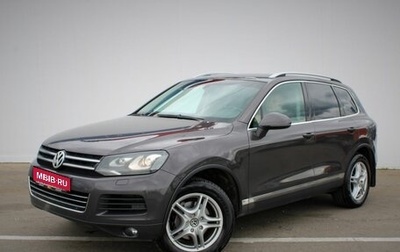 Volkswagen Touareg III, 2011 год, 1 890 000 рублей, 1 фотография