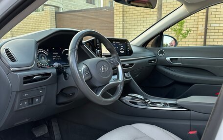 Hyundai Sonata VIII, 2019 год, 2 700 000 рублей, 16 фотография