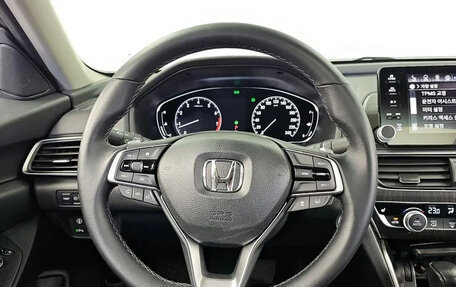 Honda Accord IX рестайлинг, 2019 год, 2 275 000 рублей, 13 фотография