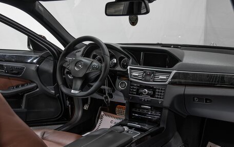 Mercedes-Benz E-Класс, 2010 год, 1 449 000 рублей, 7 фотография