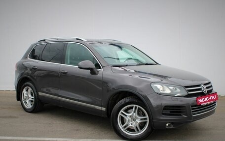 Volkswagen Touareg III, 2011 год, 1 890 000 рублей, 3 фотография