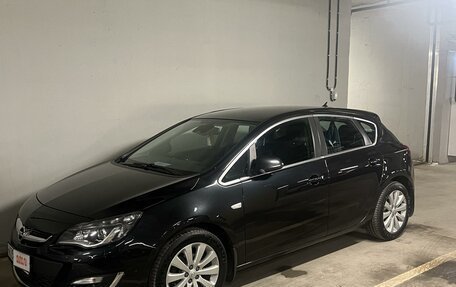 Opel Astra J, 2014 год, 1 165 000 рублей, 5 фотография