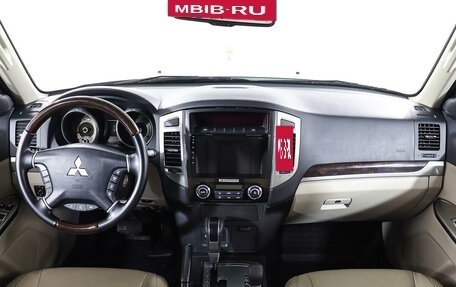 Mitsubishi Pajero IV, 2019 год, 4 189 000 рублей, 12 фотография