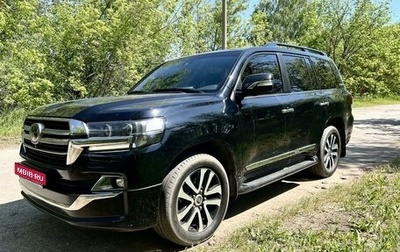 Toyota Land Cruiser 200, 2018 год, 8 350 000 рублей, 1 фотография
